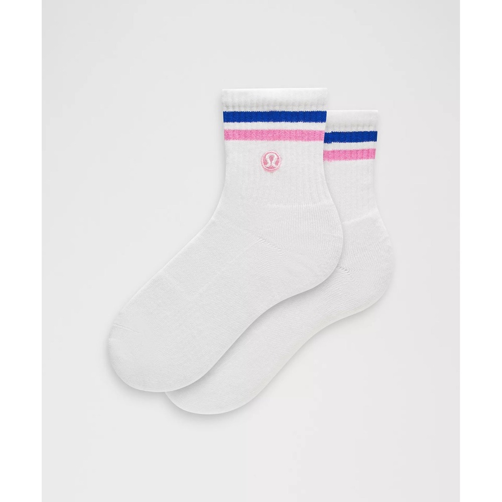 Lululemon-Unisex Daily Essential Quarter Socks Stripe-Size Large